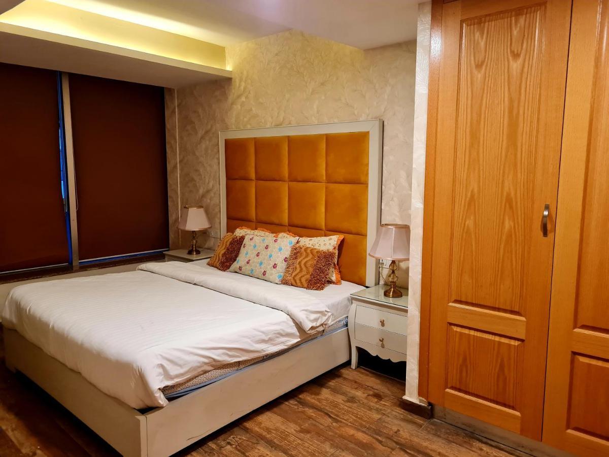Royal Residencia Centaurus Apartment Islamabad Exterior photo